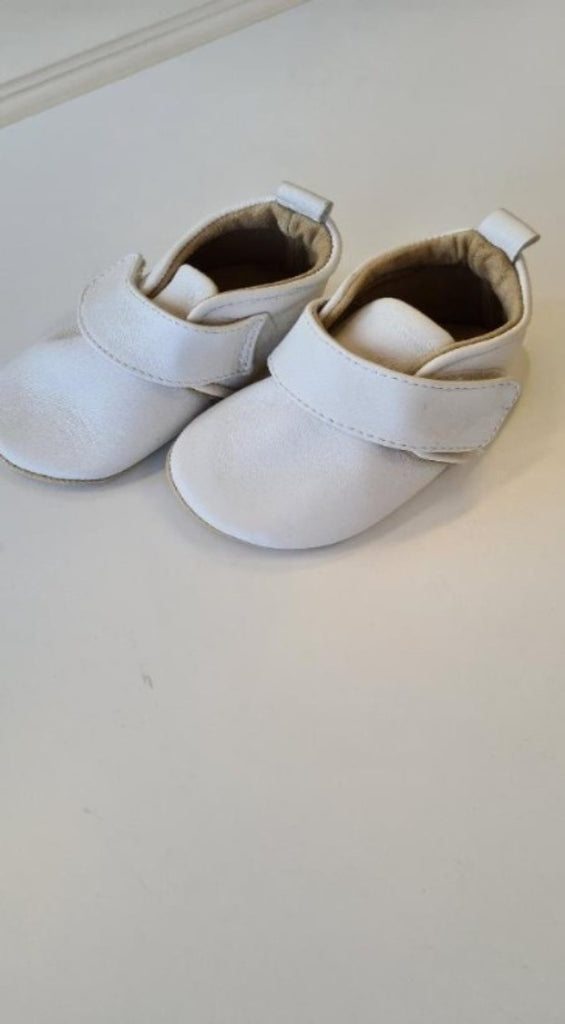 leather boys shoes